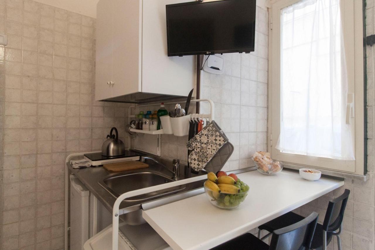 Olina Studio Apartamento Nápoles Exterior foto